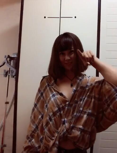 未发育妹子在线视频,在线视频背后的真实故事  第2张